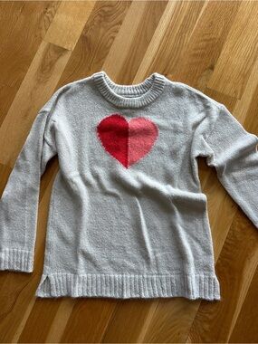a.n.a Cream Crewneck Sweater with Red and Pink Heart